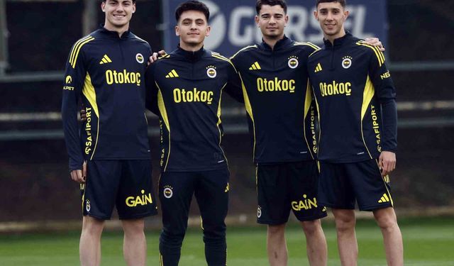 Fenerbahçe, Beşiktaş derbisi için kampa girdi