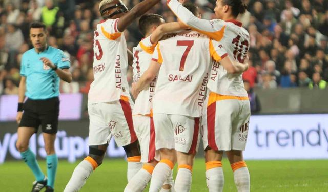 Galatasaray, Antalyaspor'a karşı yenilmezlik serisini 19 maça çıkardı