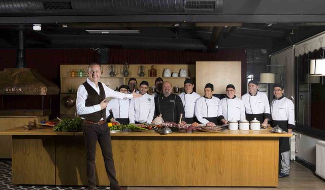 Gaziantep'te soğan kebabı sezonu açıldı