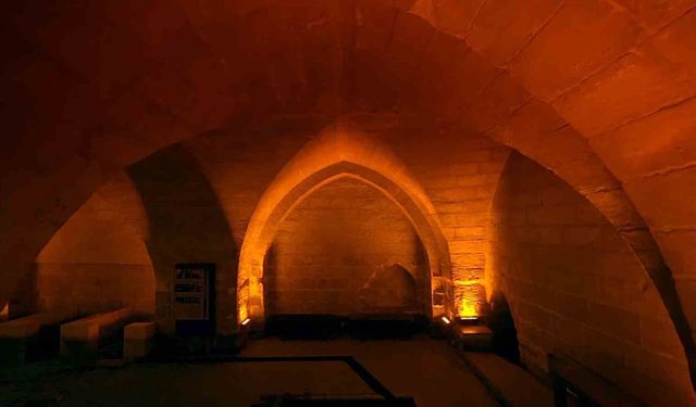 Gaziantep'teki tarihi kasteller fotoğraf tutkunlarını cezbediyor