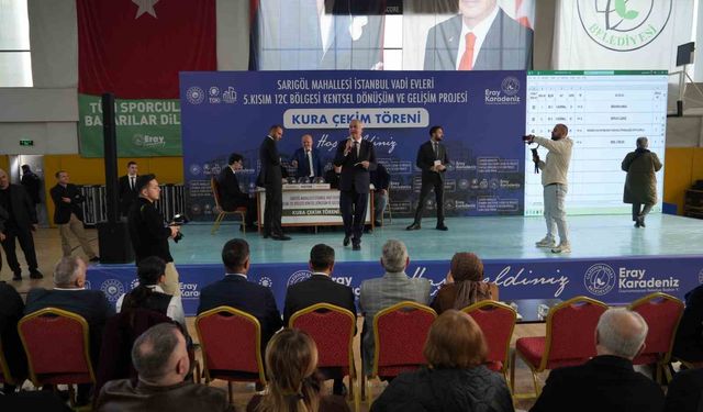 Gaziosmanpaşa'da kentsel dönüşüm heyecanı: Hak sahiplerinin daireleri belirlendi