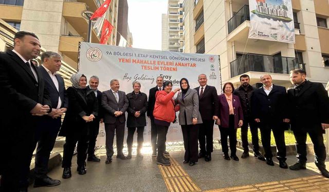 Gaziosmanpaşa'daki Yeni Mahalle Evleri Konutları sahiplerine teslim edildi