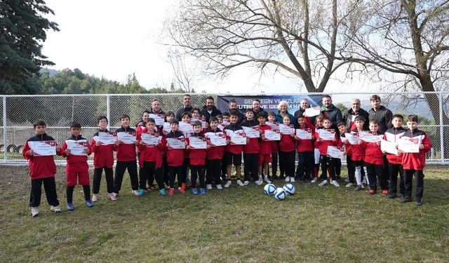 Geleceğin yıldız futbolcuları için Denizli kampı başladı