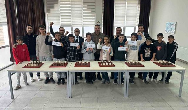 Gençler Kernek Küliyesi'nde kıyasıya yarıştı