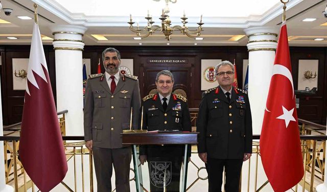 Genelkurmay Başkanı Bayraktaroğlu, Katar Kara Kuvvetleri Komutanı Al-Attiyah'ı kabul etti