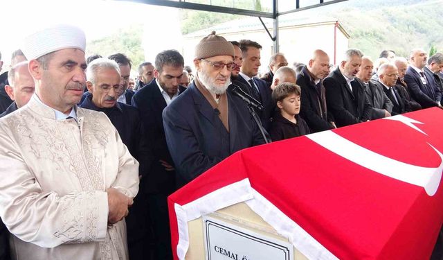 Giresun, eski Milletvekili Cemal Öztürk'e veda etti