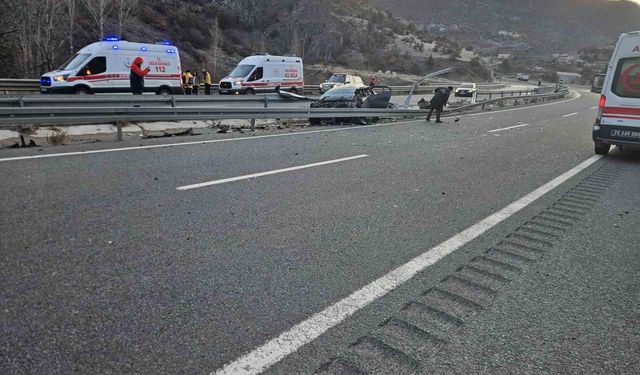 Gümüşhane'de trafik kazası: 1'i ağır 4 yaralı
