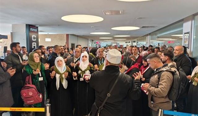 Hakkari'de 215 vatandaş kutsal topraklara uğurlandı