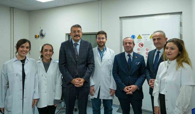 Hakkari'de MR cihazı hizmete alındı