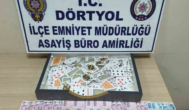 Hatay'da kumar baskını: 10 kişiye ceza yağdı