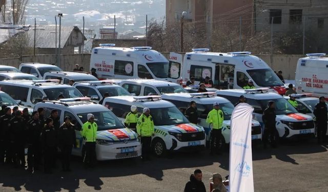 İçişleri Bakanlığı'ndan Hakkari'ye 45 yeni hizmet aracı