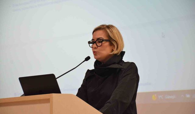 İletişim Buluşmaları'nda 'Belgesel Sineması: Fikirden Festivale Yolculuk' konuşuldu