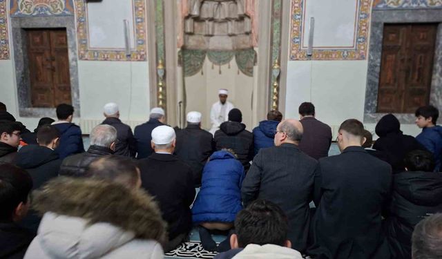 İstiklal Marşı'nın yazarı Akif, Eskişehir'de hatim duasıyla anıldı