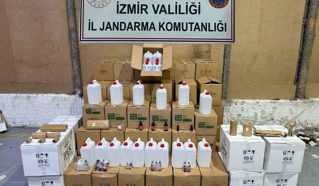 İzmir'de sahte içki operasyonu: 2 bin 850 litre etil alkol ele geçirildi