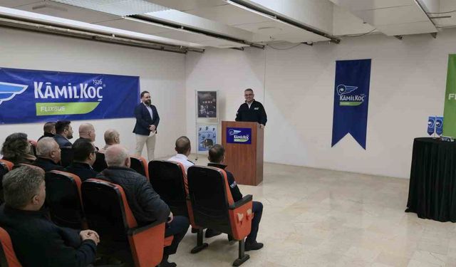 Kâmil Koç, Dünya Şoförler Günü'nü Ankara'da kaptanlarıyla kutladı