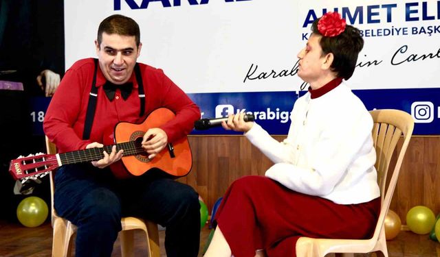 Karabiga'da 3 Aralık Coşkusu, Engeller Sevgi ve Umutla Aşılıyor