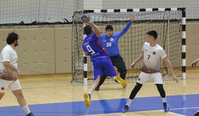 Karabük GSİM Spor Kulübü: 38 - İstanbul Teknik Üniversiteliler: 29