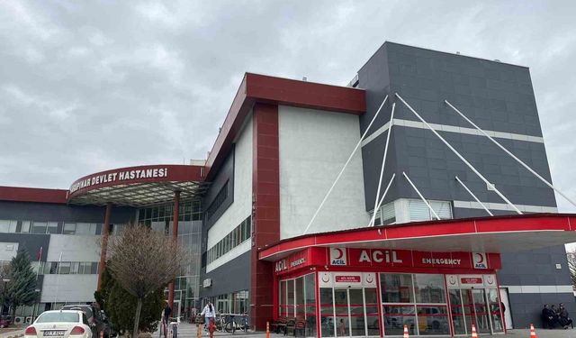 Karapınar'da buzlanan yolda motosiklet kazası: 1 yaralı