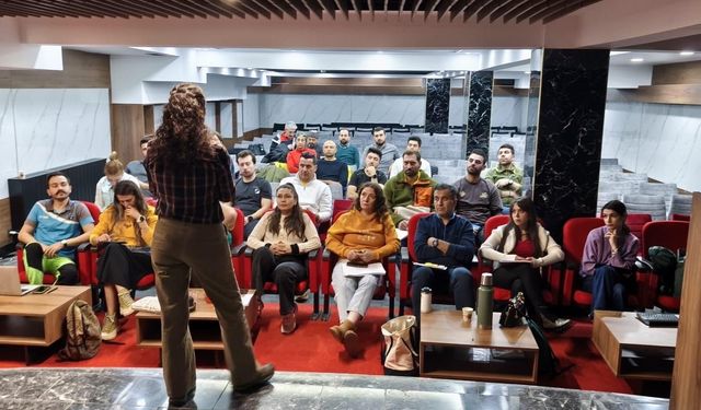 Karslı dağcılardan Kars'a Spor Tırmanış hakemliği