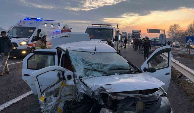 Kars'ta trafik kazası: 3 yaralı