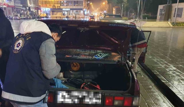 Kastamonu'da sentetik ecza hapıyla yakalanan 3 şahıs hakkında adli işlem başlatıldı