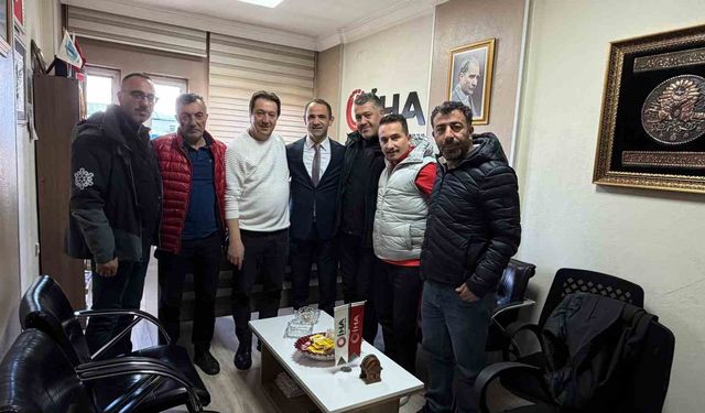 Kayak kulüpleri Birliği'nden İHA'ya ziyaret