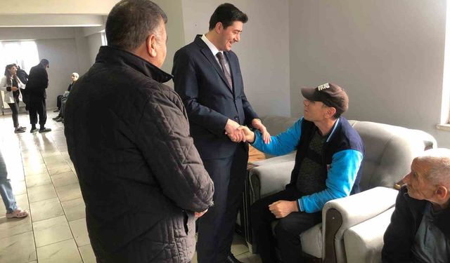 Kaymakam Fatih Erdoğan'dan Özel Akasya Bakım Merkezi'ne ziyaret