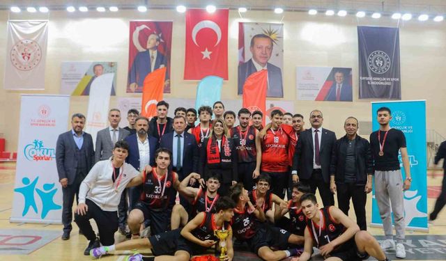 Kayseri Okul Sporları Genç A Erkekler Basketbol İl Birinciliği sona erdi