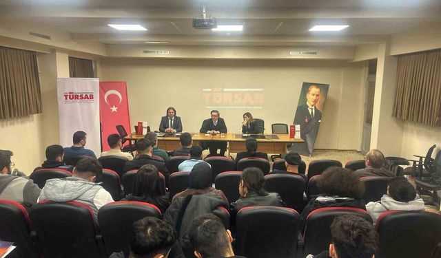 KBÜ'de turizm taşımacılığının geleceği masaya yatırıldı