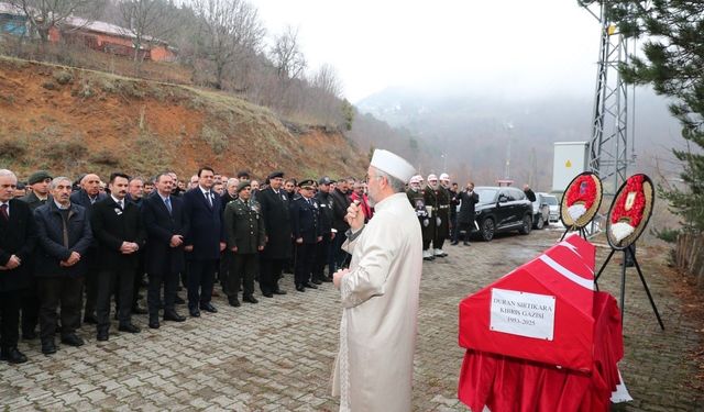 Kıbrıs Gazisi Duran Sırtıkara son yolculuğuna uğurlandı