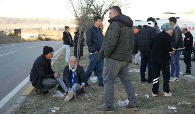 Kırıkkale'de 3 servis aracı çarpıştı: 10 yaralı