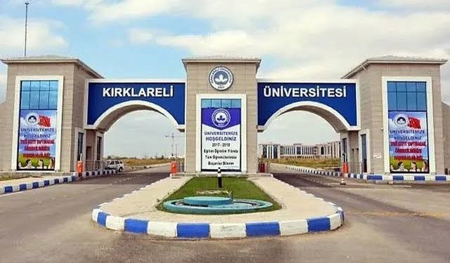 Kırklareli Üniversitesi'nde tavuklu pilav yiyen 53 öğrenci zehirlenme şüphesiyle hastaneye başvurdu