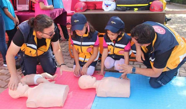 Kırşehir'de 317 sağlık ekibi vatandaşların imdadına yetişiyor