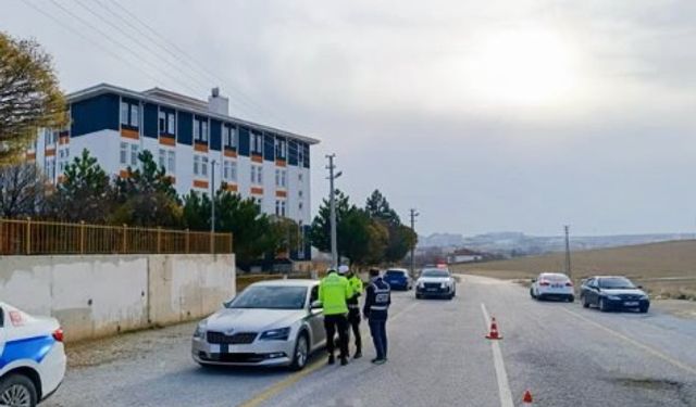 Kırşehir'de okul çevrelerinde şok uygulaması