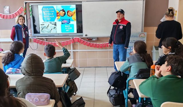 Koçarlı'da öğrencilere balık tüketiminin önemi anlatıldı