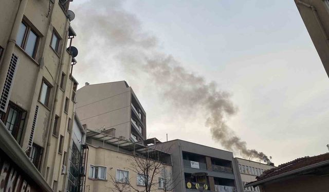 Kömür kazanından çıkan duman hava kalitesini düşürüyor