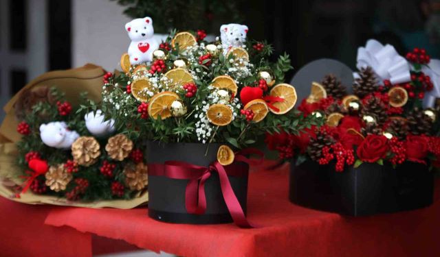 Konya'da kokina çiçeği yılbaşı öncesi ilgi görüyor