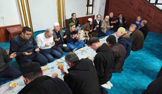 Köyceğiz Merkez Hacıbey Camii'nde Sabah Namazı buluşması gerçekleştirildi