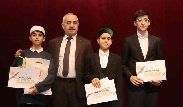 Kur'an-ı Kerim'i güzel okumak için yarıştılar