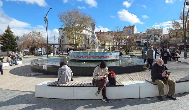 Kütahya'da emekli sayısı aktif çalışanları geçti