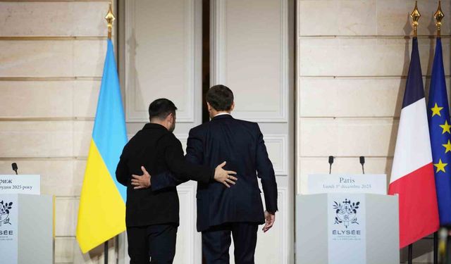 Macron: 'Toprak meselelerini tartışabilecek tek taraf Ukrayna'dır'