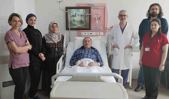 Malatya'da aort yırtığı kapalı yöntemle onarıldı