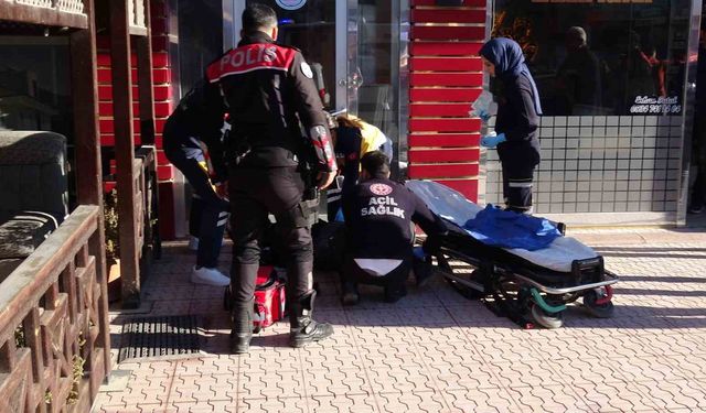 Malatya'da husumetlilerin tartışması kanlı bitti: 1 yaralı