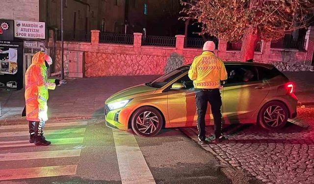 Mardin'de kural ihlali yapan 66 araç sürücüsüne ceza