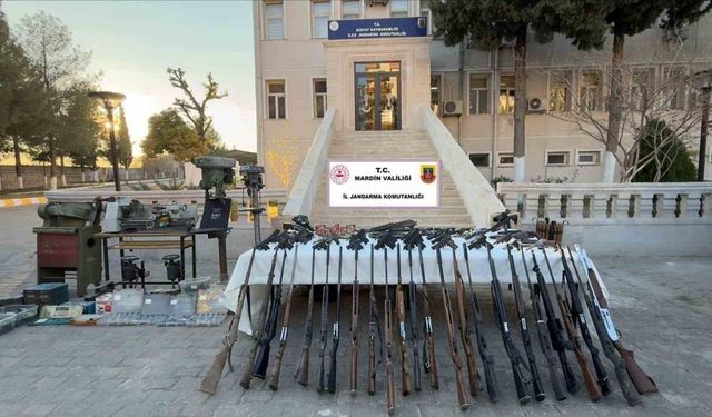 Mardin'de yasa dışı silah imalathanesine baskında çok sayıda silah ele geçirildi