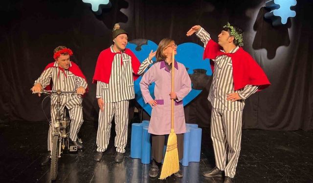 Marmaris'te otizm farkındalığını artırmak için sahneye çıkacaklar