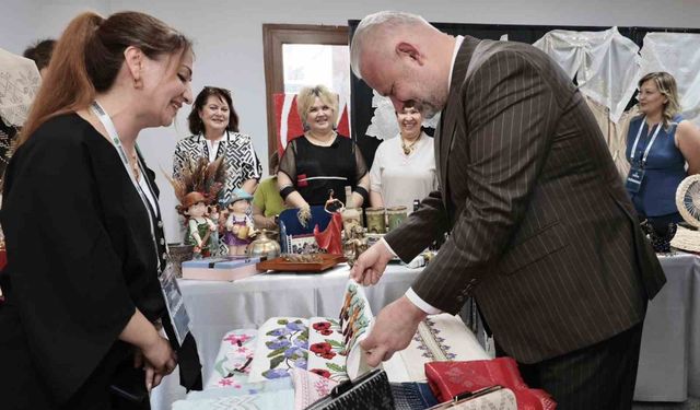 Menemen'de ücretsiz hizmetler 100'e ulaştı