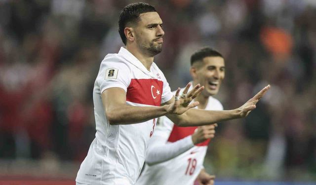 Merih Demiral, Al Ahli ile sözleşme yeniledi