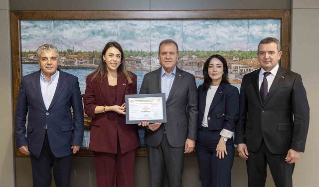 Mersin Büyükşehir Belediyesi, vatandaş memnuniyetini 'TS ISO 10002 Belgesi' ile taçlandırdı