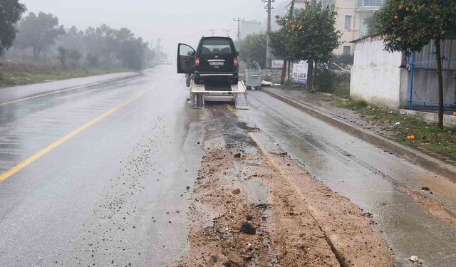 Milas'ta bozuk yollar hayatı olumsuz etkiliyor